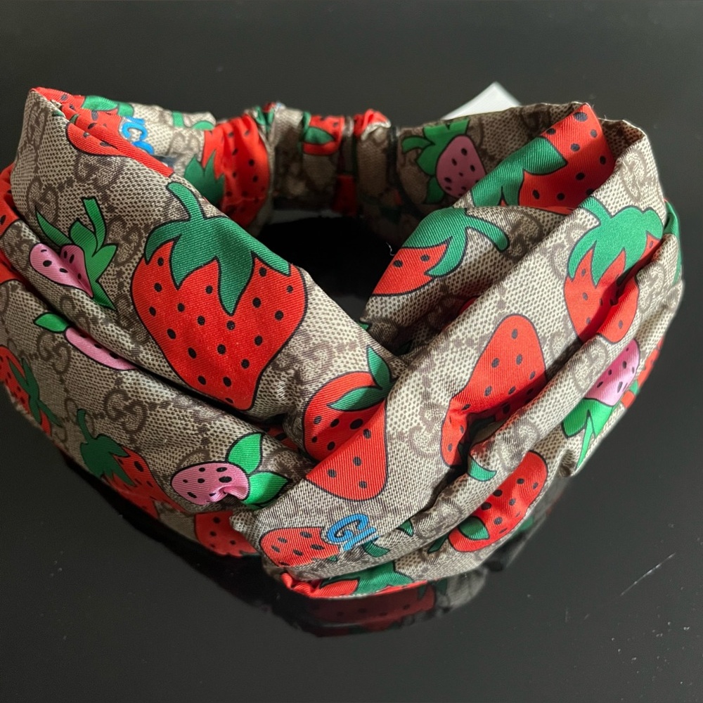 Gucci silk strawberry headband